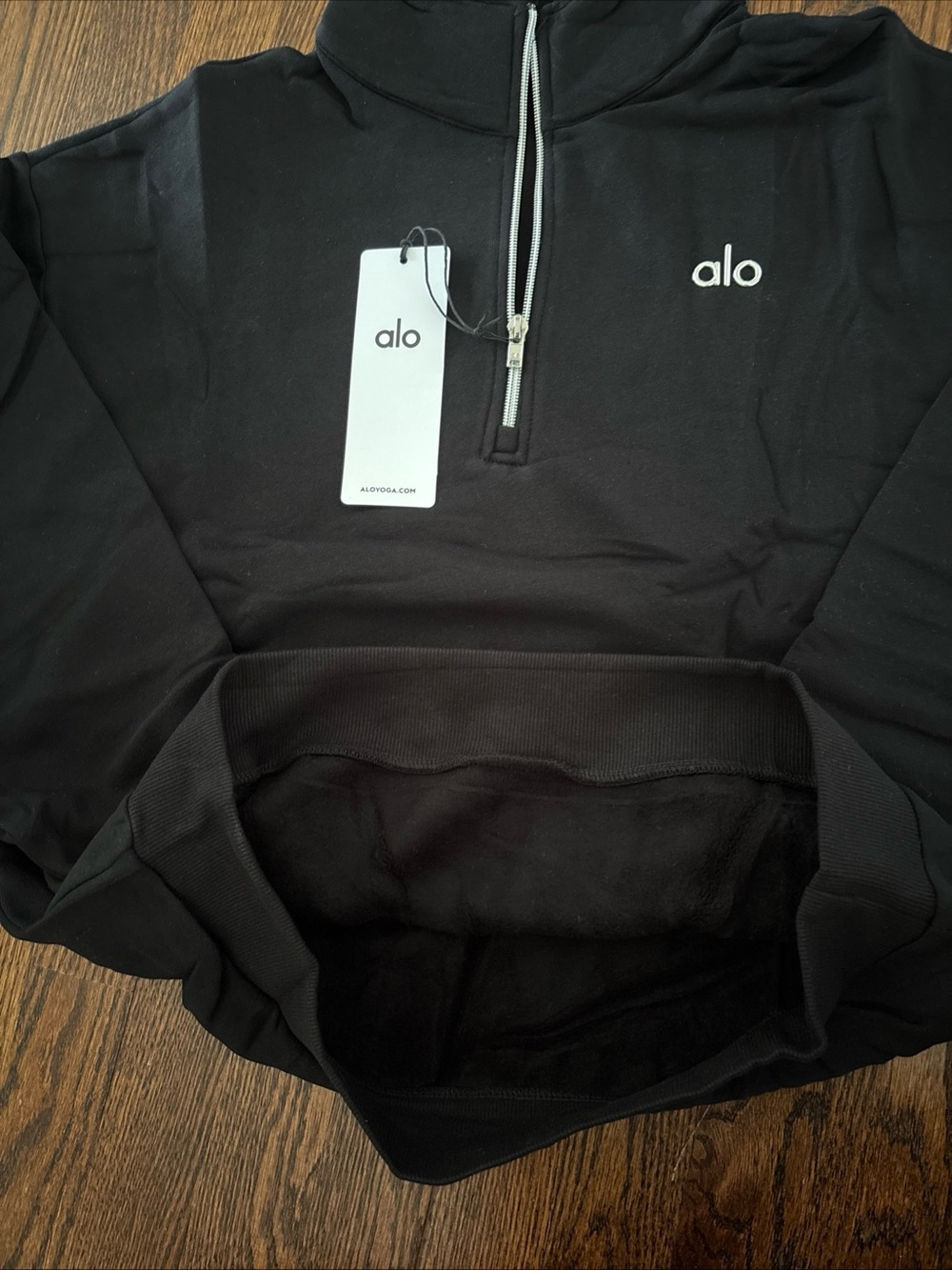 ALO Yoga Men’s Black Half-Zip Pullover Sweatshirt - Picture 4 of 9